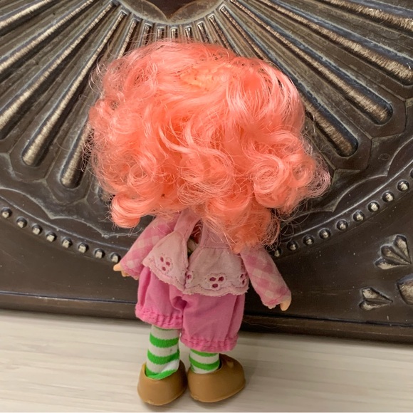 Vintage Strawberry Shortcake Doll- Raspberry Tart 🍓 - Picture 5 of 10